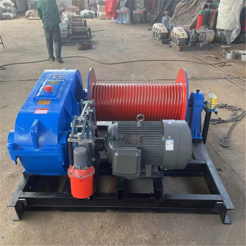 華礦重工一批卷?yè)P(yáng)機(jī)發(fā)往貴州六盤(pán)水